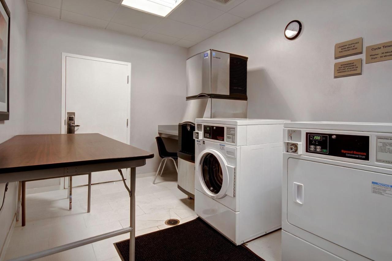 Springhill Suites Erie Kearsarge Exterior foto